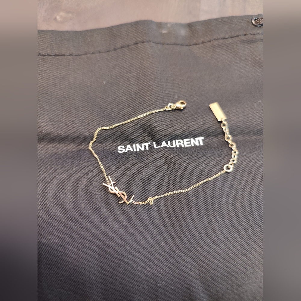Yves Saint Laurent Good Opyum Charm Bracelet
